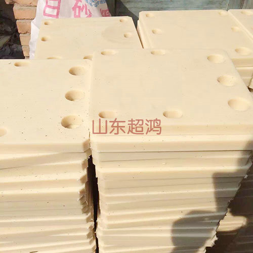 尼龍板
